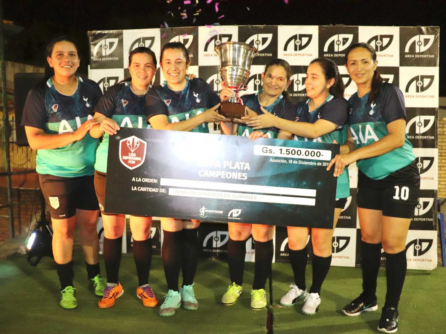 “Lo festejamos con euforia y la alegría de ser campeonas”